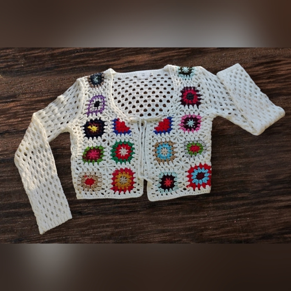 Luna Ivy Granny Square Sweater Cardigan Sz XS Crochet NWOT Long Sleeve